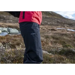 Essentials 2.5L Shell Pants Women Black