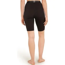 200 Oasis Shorts Women
