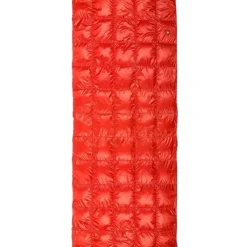 Quest Blanket Light Red